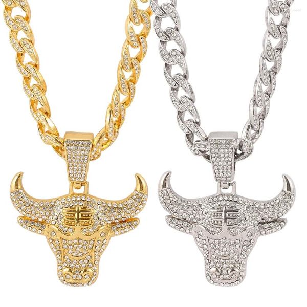 Цепочки мужчина хип -хоп мода полная страза с бычьей головкой подвесной ожерелье с золотым металлом