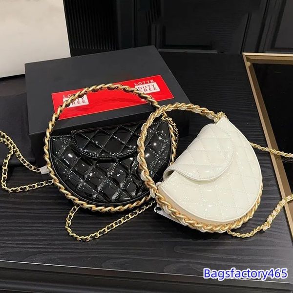 Chanei tragbares Patentleder Frauen Bag Designer Runde Kuchenbeutel 20 cm Diamond Gold Hardware Matelasse Kette Vintage Luxus Glossy Coin Purse