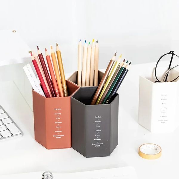 Creative Creative Multi-Purpose Design Design Pen Holder Student Papeler Titular Metal Lápis Portador grande capacidade para o escritório em casa