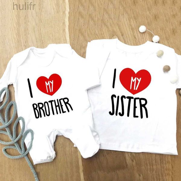 Семейные подходящие наряды подарок для душа детского душа Я люблю брата / сестры братьев и сестер, совпадающий с футболкой Baby растут беременность.