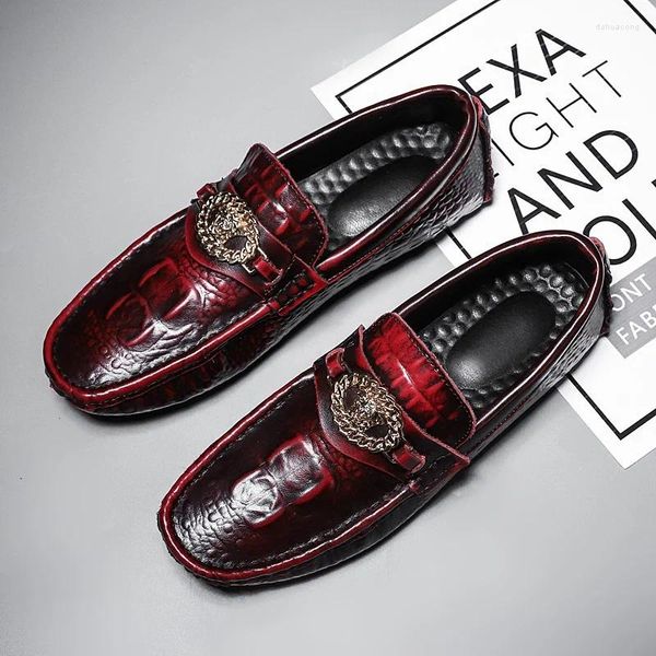 Sıradan ayakkabılar retro kırmızı erkekler timsah el yapımı lüks orijinal deri erkekler resmi mokasenler İtalyan mokasen erkek sürüş