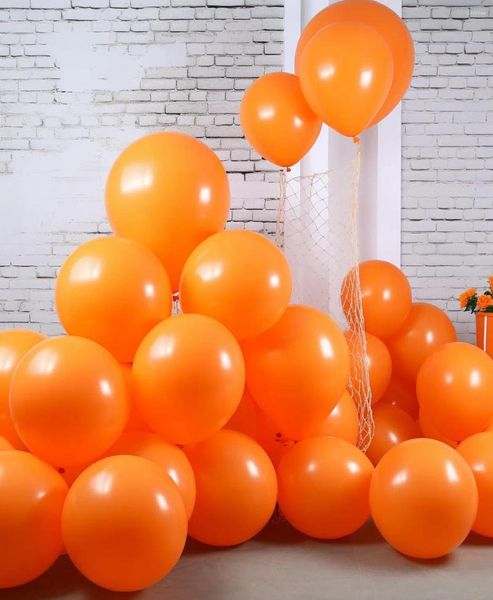 Party -Dekoration 75pcs Set 32,8ft Red Aluminium Folien -Streamer Dekorationen 10 Zoll Orange Latex Geburtstagsballons hängen Wirbel