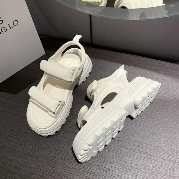 Hausschuhe Größe 35 leichte Kinder Mädchen Mädchen Sandalen Chinelos Schuhe Strand Frauen Flip Flops Sneaker Sport Großhandel