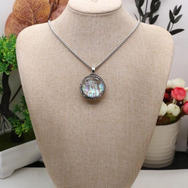 Anhänger Halsketten natürliche Abalone Shell Charme Strass runden Halskette neutral und minimalistisches Geschenk für Männer Frauen Frauen