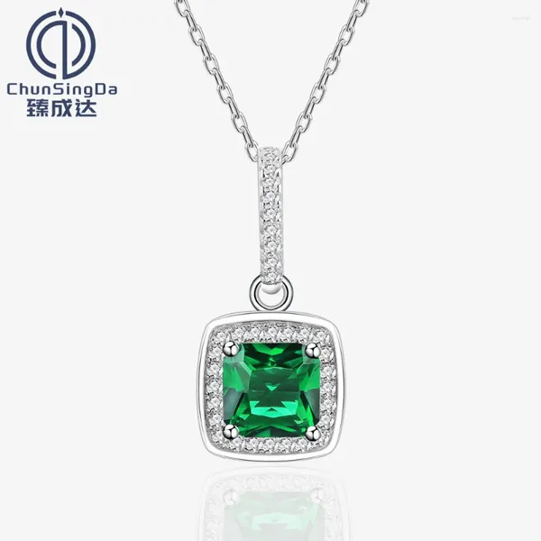 Correntes S925 Sterling Silver Square Gem Simuly Gem Colar para mulheres com senso de alto luxo europeu e americano de luxo