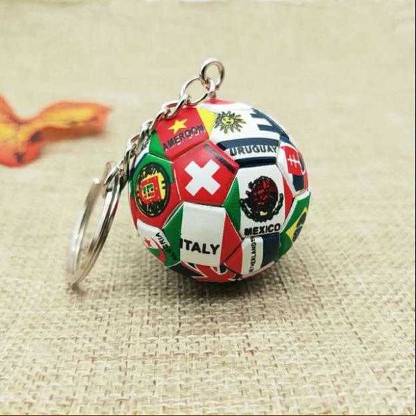 Keychains Lanyards New World Flag Football Keychain Country Soccer Fans Schlüsselrolle Schlüsselketten Souvenir -Tasche Anhänger Accessoires Geschenke