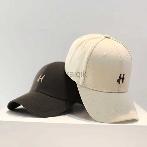 Ball Caps New Hard Top Sun Shade Baseball per uomini e donne Versione coreana Trendy Face Small Sun Versatile Street Cap Wholesale D240507