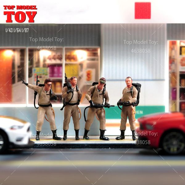 Miniature dipinte 1/64 1/43 1/87 Soldier Mand Soldier Man Team con scene di pistola figure bambole non dipinte Modello di dipinto per veicoli auto giocattolo 240506