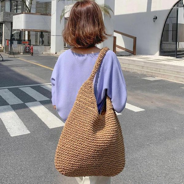 Bolsas de ombro de ombro de palha casual feminino handbag wicker tecida saco de mulheres 2024 Verão de verão Rattan de praia feminino