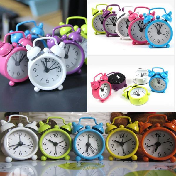 Relógios criativos mini metal de metal pequeno clock eletrônico pequeno despertador de mesa mesa para crianças para crianças decoração recaroj desespertador