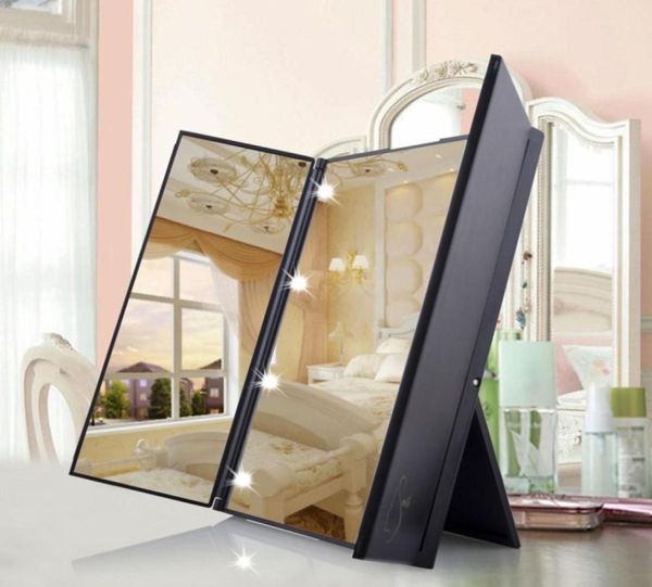 LED Shining Makeup Mirror 8 LED Light iluminou três touros dobráveis ​​maquiagem de comprimido cosmético Vaidade da beleza Mirror1805895