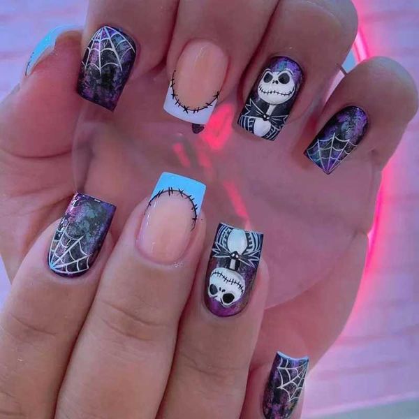 False Nails 24pcs Hallown Nails 2023 Horror Skull False Nails Patch Coffin Head For Women Girl Art Art Decor in copertina Full Cover Gifts T240507