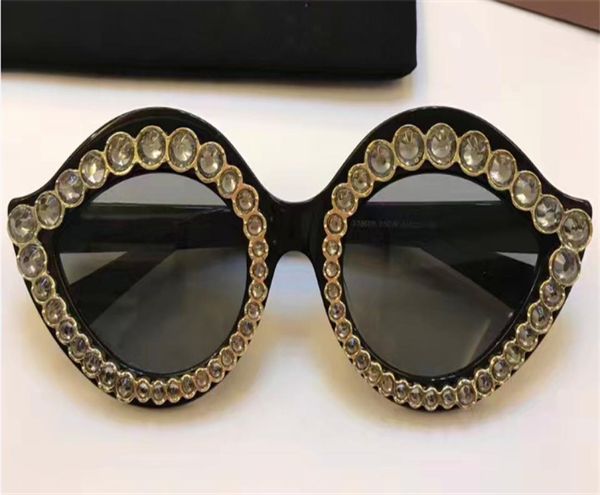 Fashion popolari occhiali da sole Avantgarde in stile affascinante labbra a forma di diamanti Frame di alta qualità UV Protection Eyewear con BO9796703 originale BO9796703