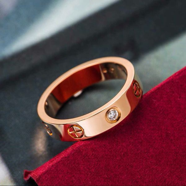 The Magic Rings of Love 18K Cross Deding Ring para mulheres Casais da moda e personalizados estilo frio da moda com anéis originais do carrinho