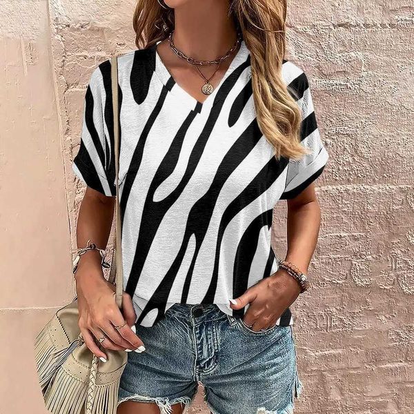T-shirt femminile Fashions T-shirt con oversize Shor Sump Summer Women Thirts Woman Abbigliamento 3D Stringe Stamping Fe Tops V-Neck T Shirts D240507