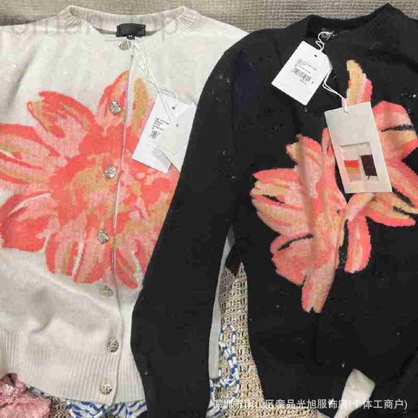 Frauenpullover Designerin Chan Early Spring New Flower Printed Wollpullover Pailletten Stickereien passende Handwerk Nanyou Polo Edition LCSX