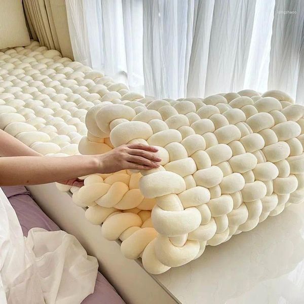 Cuscino grande nodo di peluche estetico nordico ripieno per decorazioni per camera da letto di lusso a mano morbida fatta a mano