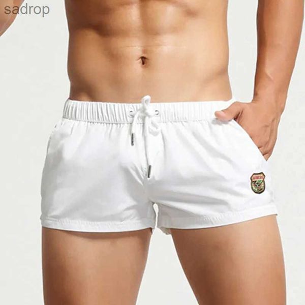 A moda de banho masculina seobeia de roupas de banho de banho de natação shorts com mesa de nadar de forro para homem de banho de maiô de maiô de maiô de praia curta Brief Super Hot XW