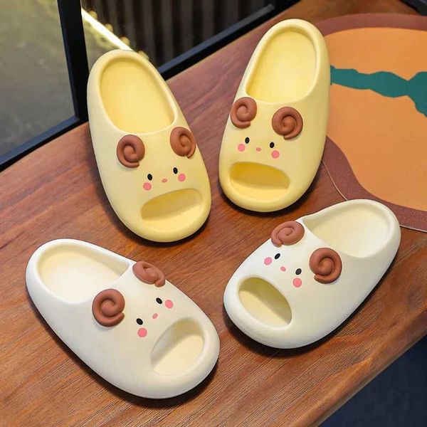 Neue Sommer süße Cartoon Lamm Design Kinder Pantoffeln Nicht-Schlupf-Plattform rutschen Sandalen für Jungen Mädchen Home Flip Flops Kinder Schuhe Schuhe