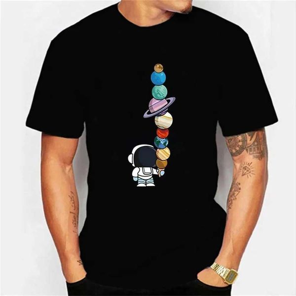 T-shirts masculinos Camiseta 2024 Mens Astronautas Interessantes Indo para Imprimir Espaço Longo Confortável SLVE Men de grandes dimensões Roupas H240506