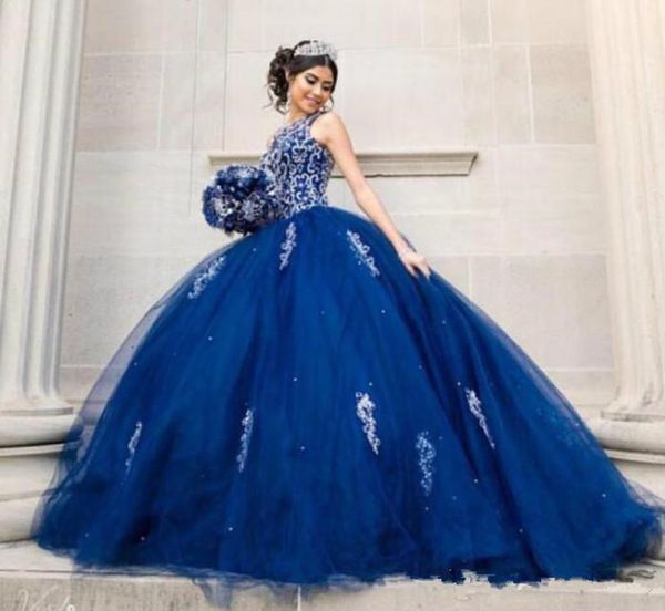 Cristais de contas de luxo renda Quinceanera Crew sem costas Royal Blue Tulle Ball vestido Evening Party Sweet 16 PROM DRESS Q689346022