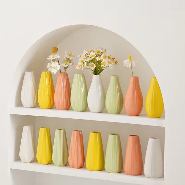 Vazolar İskandinav Beyaz Mini Seramik Vazo Çiçek Şişesi Fabrikası Saksı Çiçekleri Estetik Oturma Odası Ana Masa Masaüstü Süs Dekorasyon
