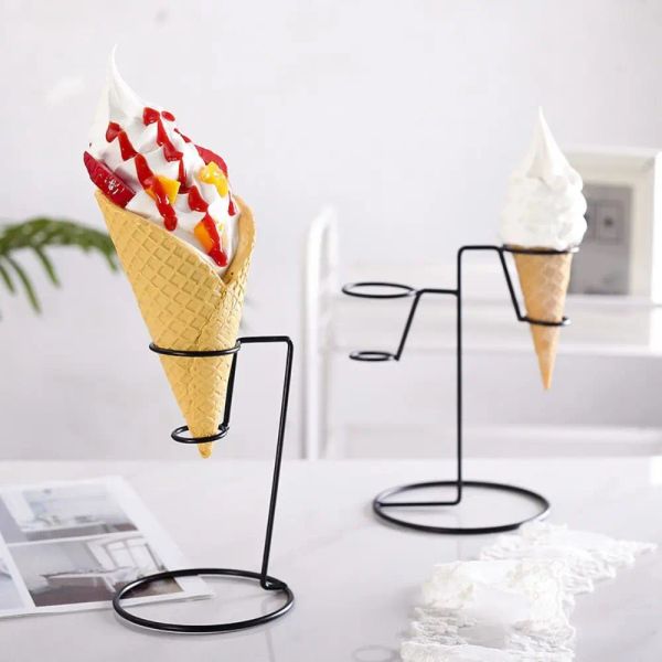 Tools Black Iron Ice Cream Cone Stand com cones de base Sushi Rolls Hand Rolls Candy Fries French Sweets Savory