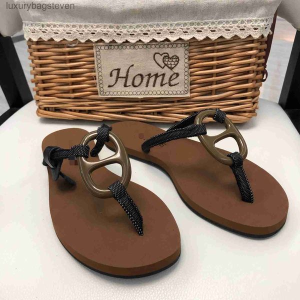 Moda Original Helas de Designer H Summer H Pig Nariz Clipe Feia Sandals Filmes Personalizados Clipe de Lazer Praia ao ar livre Com 1: 1 Logotipo de marca