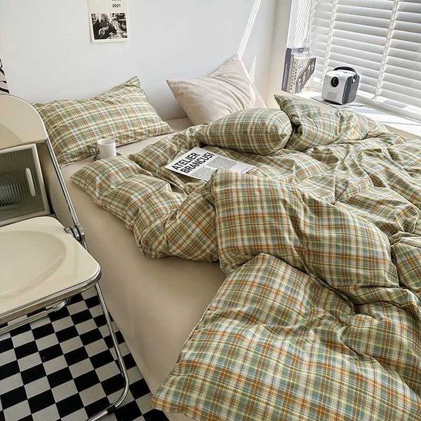 Set di biancheria da letto set di coperture per piumino reticolare giapponese con fogli di cuscinetti senza ripieno caldi a colori solidi bianche