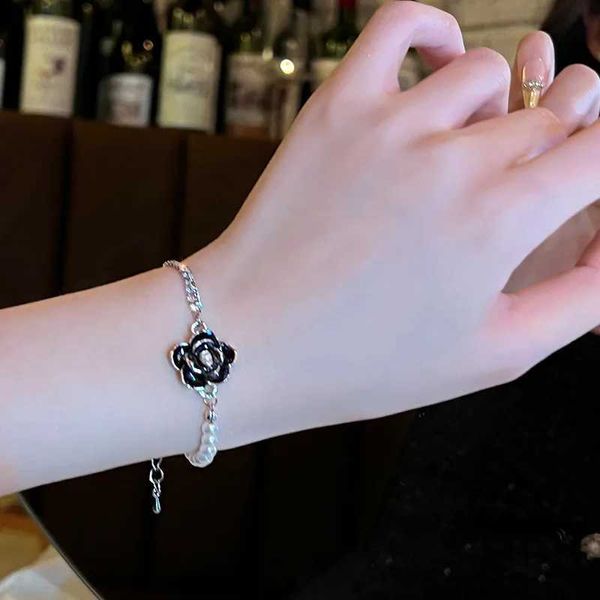 Armreifen Mode Tropföl Perle Kamelien Armband für Frauen Blüte Blumenzirkon Kette Armband 2023 Trend Schmuck Geburtstag Geschenk