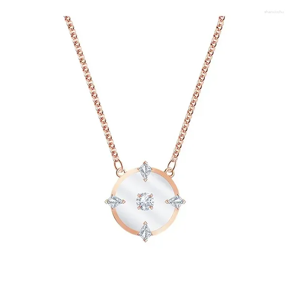 Catene Fashion Floating Disc a quattro artigli Collana a diamante a quattro diamanti Crystal Crystal dalla catena della clavicola austriaca femmina