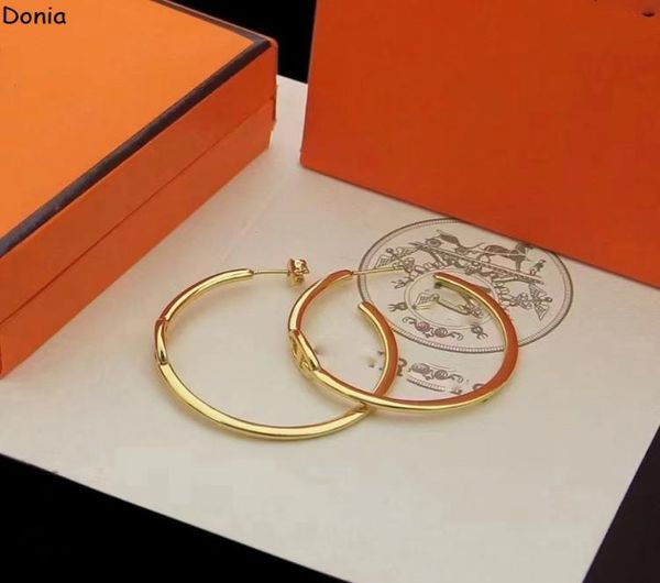 Donia Jewelry Luxus Stud Europäische und amerikanische Modebriefe Titanium Stahl Threecolor Creative Designer Ohrringe Geschenk mit BO4040408