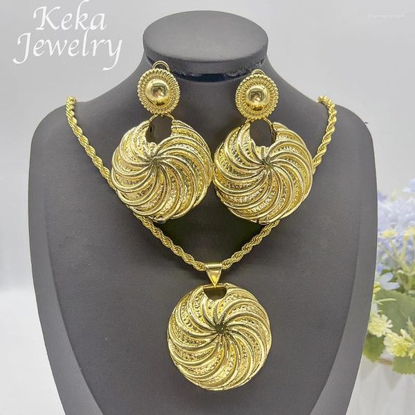 Orecchini di collana Set America Gold Plaked 22k Jewelry Women Classics Delicacy Set africano Accessori per feste di nozze Dubai Accessori per feste di nozze