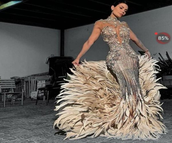 Vestido de noite Yousef Aljasmi Kim Kardashian Sereia Alta pescoço Pesca de prata Cristais de vestido longo zuhair Murad Ziadnakad 00115350178