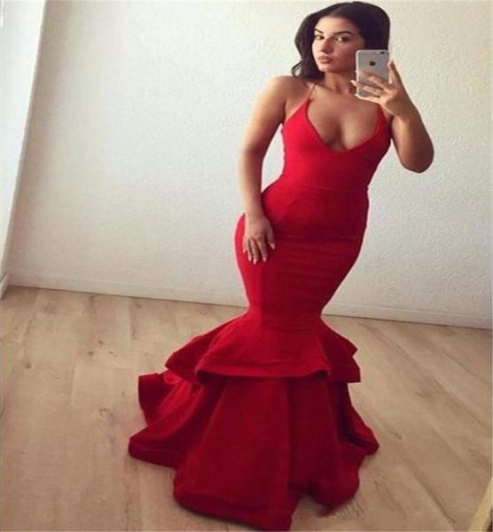 2019 elegante e sexy sereia vermelha sereia vestidos de espaguetti tiras V Vestidos de festas de noite de pescoço de pescoço barato