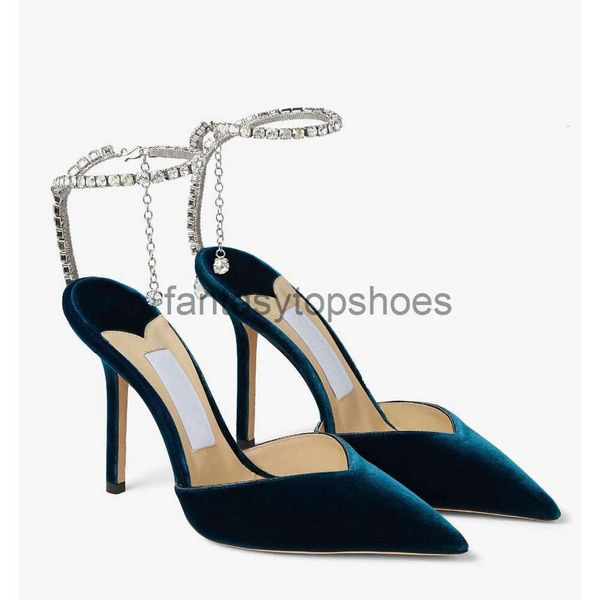 JC Jimmynessity Choo elegante Saeda Sapatos de vestido Sandália Designer de luxo de saltos altos sandálias de mancha branca Sapas de casamento bombas de festa de casamento pontudo