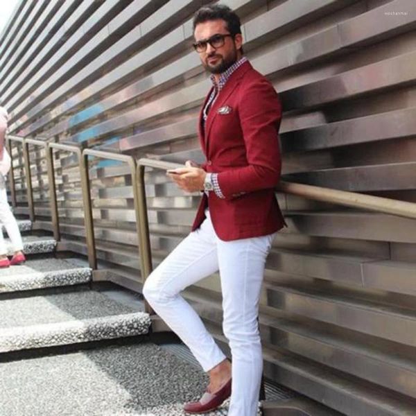 Abiti da uomo rosso casual con pantaloni bianchi sposo per matrimoni smoking pantaloni blazer personalizzati da ballo indossare abiti