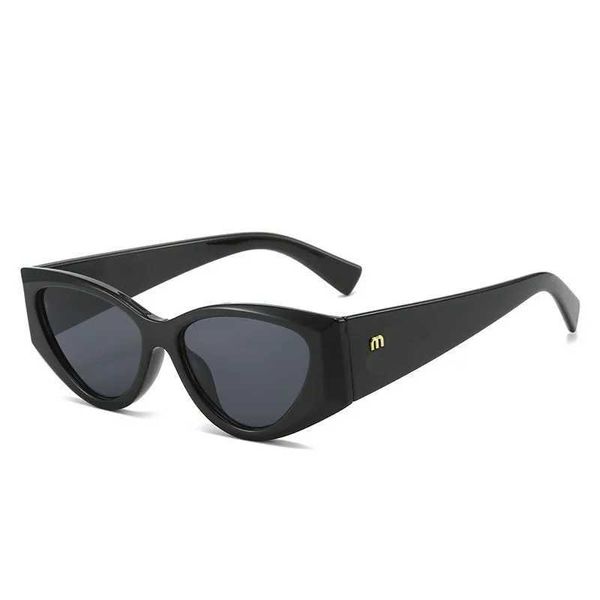 Güneş Gözlüğü Vintage Cat Göz Güneş Gözlüğü Kadınlar 2023 Moda Lüks M marka tasarımcısı Küçük Çerçeve Güneş Gözlükleri Kadın Gözlük UV400 Gafas de Sol J240508