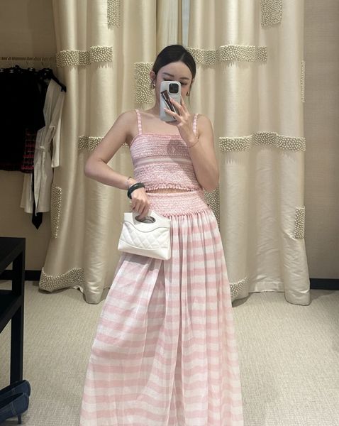 Chan yeni 2024 tasarımcı kıyafetleri kadınlar cc etek örgü etek tasarımcısı etek kısa etek uzun etek yaz elbise seksi elbise pembe etek tasarımcı elbise hediye