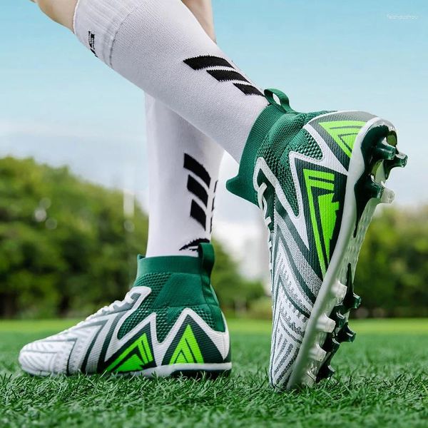 Amerikan Futbol Ayakkabıları Erkekler Footbal Professional Futbol Botları Nefes Alabilir Özellik Slip For Men For Sopeaker Futsal
