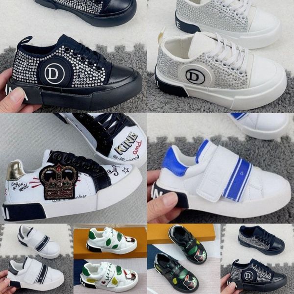 Scarpe per bambini a bassa designer sneaker casual sneakers personalizzati per bambini di lusso da ragazzi di lusso per bambini con piattaforma per esterni per bambini whitemz94#