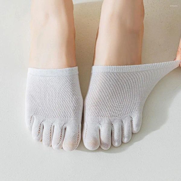 Mulheres meias de verão Elasticidade curta cor de cor de algodão sólido meio palmeira de malha de malha de dedão dos pés de cinco cuidados com os pés dos dedos