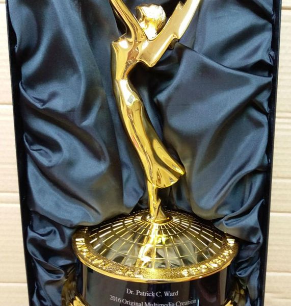 2020 28 cm Metal Emmy Trophy Factory Awards Emmy Trophy Awards con Shipment Emmy Trophy Awards3238720