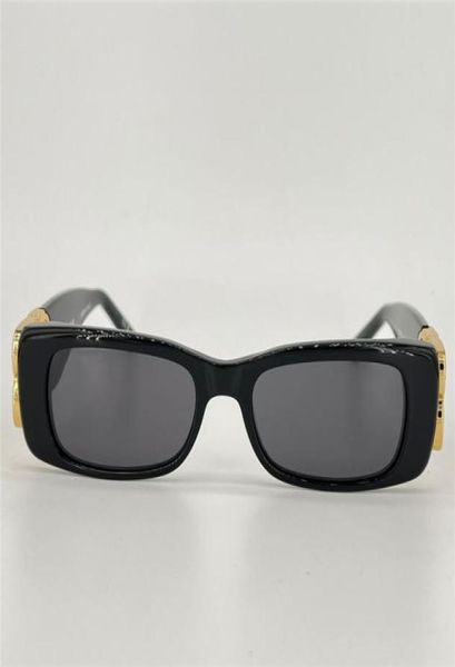 Óculos de sol para mulheres para mulheres 0096 Eyewear de verão Funky estilo antiultravioleta Retro Plate Square Full Frame Fixs