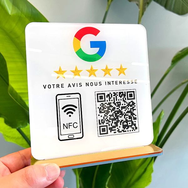 Украшения для ресниц настраивают Google Review QR -код.