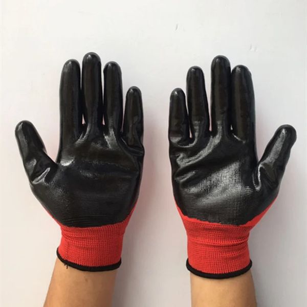 1Pairs -Sicherheitshandschuhe mit gestrickem rotem Nylon getaucht pu nitrilbeschichteter Palmsicherheitsschutzarbeit Handschuhe
