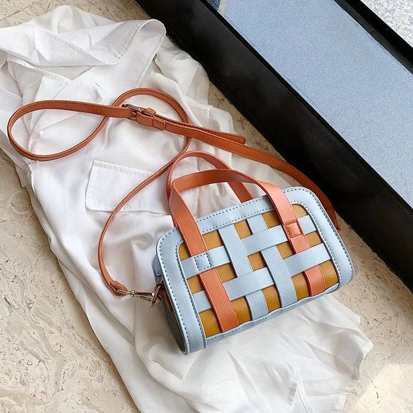 Omuz çantaları kadın çanta dokuma hit renk yumuşak pu deri küçük çanta tote kadın moda kişilik crossbody