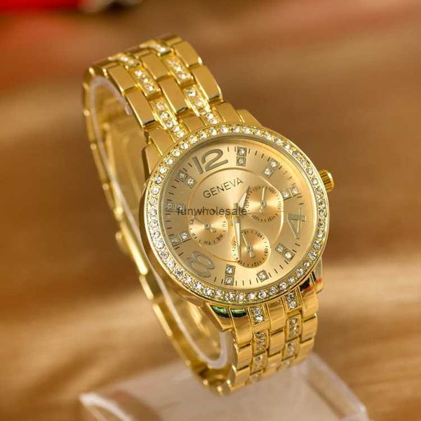 Fake Three Eye Genebra Steel Band Watch com Diamond Gold Gold Alloy Mens Watch