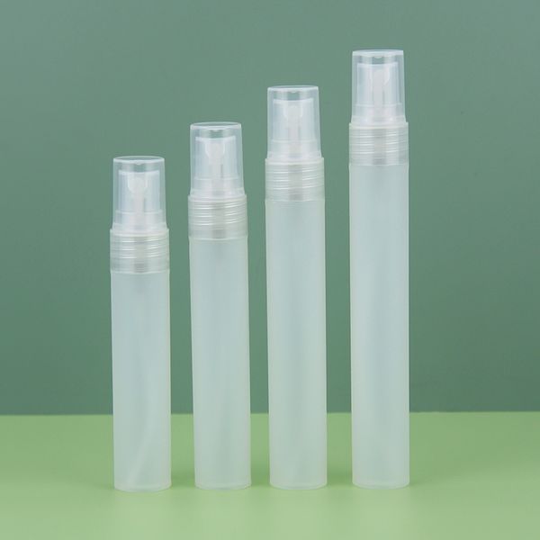 Forma a penna per profumo da 15 ml Forma a spruzzo a nebbia a spruzzo a spruzzo di plastica glassata Atomizzatore pp da 20 ml da 30 ml di tipi di penna bottiglie a spruzzo di profumo