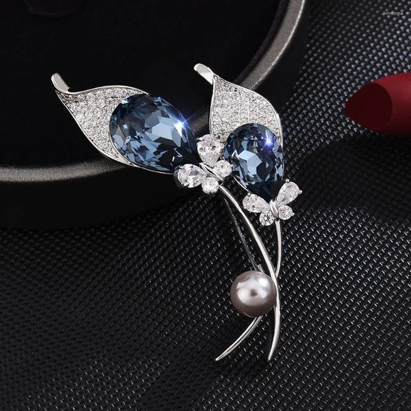 Broches Moda criativa Crystal Butterfly Borraoch Sapphire Pearl Zircon Pin Folhagem feminina Plant Clothing Acessórios decorativos